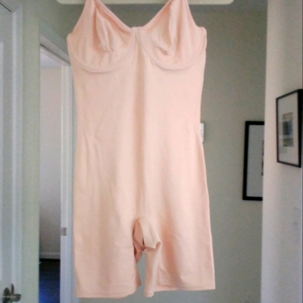 Woman's Shape wear